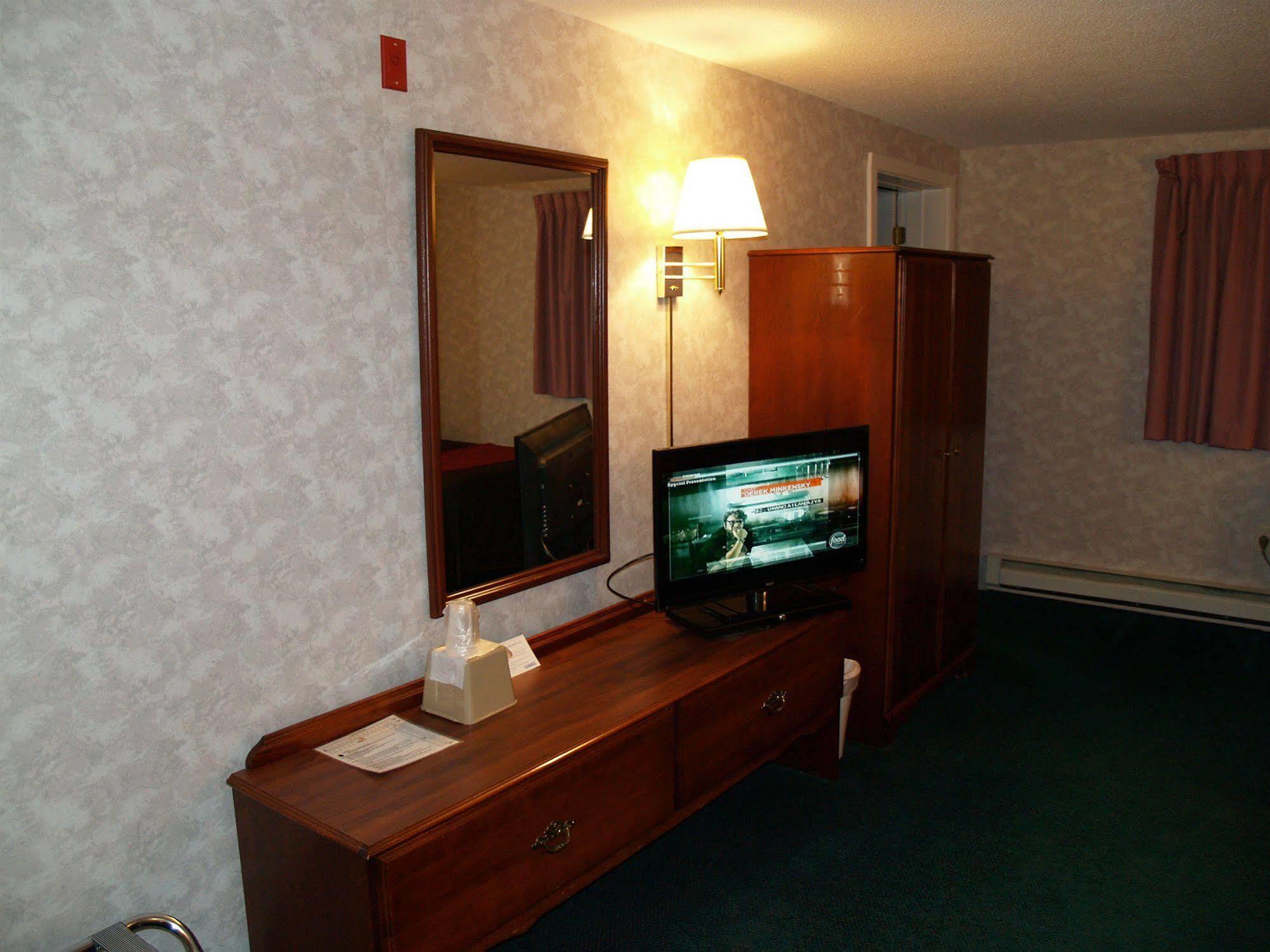 Bangor Inn & Suites Kültér fotó